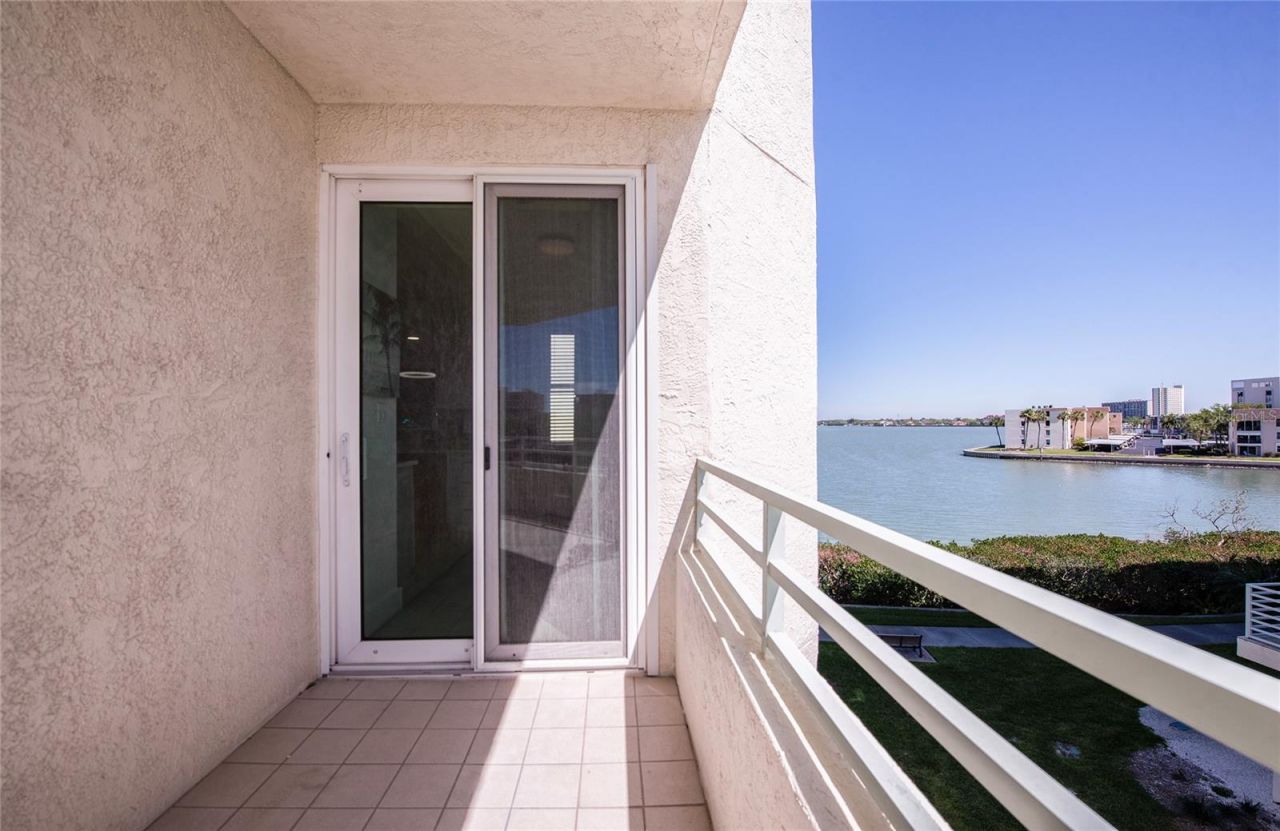 7979 Sailboat Key Boulevard S, Unit 208, South Pasadena, FL 33707 Photo