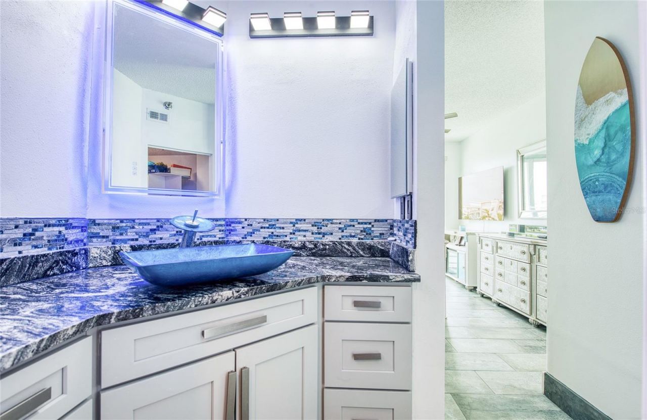 7979 Sailboat Key Boulevard S, Unit 208, South Pasadena, FL 33707 Photo
