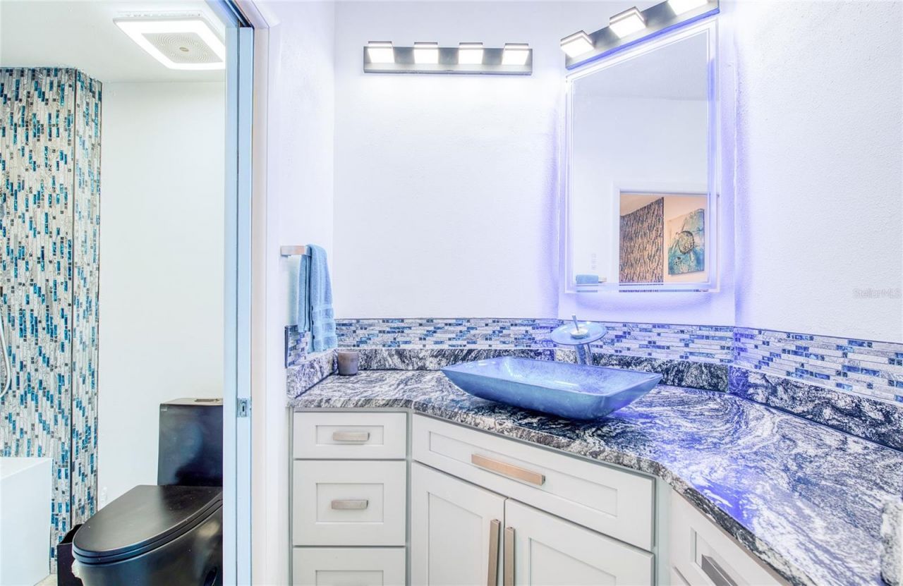 7979 Sailboat Key Boulevard S, Unit 208, South Pasadena, FL 33707 Photo