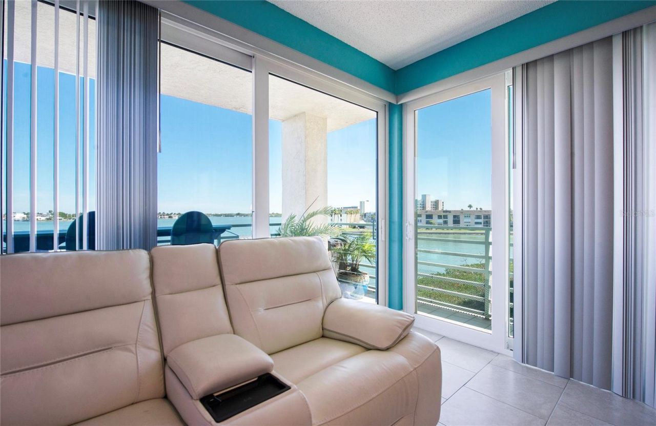 7979 Sailboat Key Boulevard S, Unit 208, South Pasadena, FL 33707 Photo