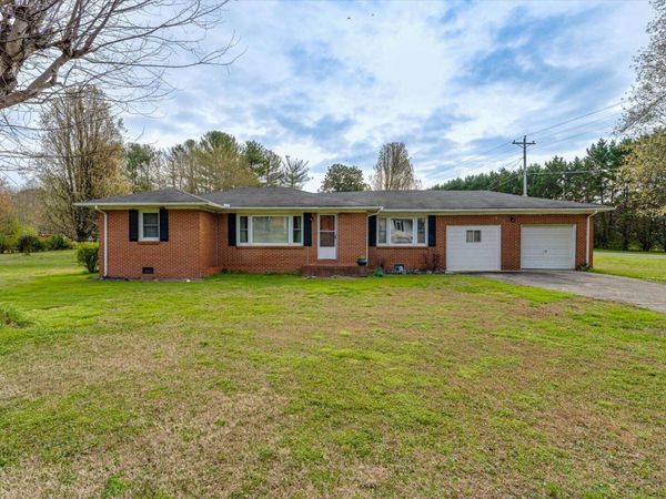 1985 Peavine Road, Rock Spring, GA 30739