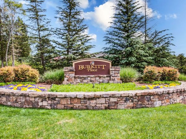 712 Westcott Ln, Nolensville, TN 37135