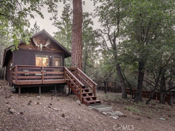 790 Pine Lane, Sugarloaf, CA 92386