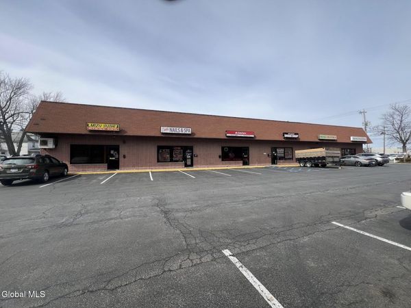 3610 State Street, Schenectady, NY 12304