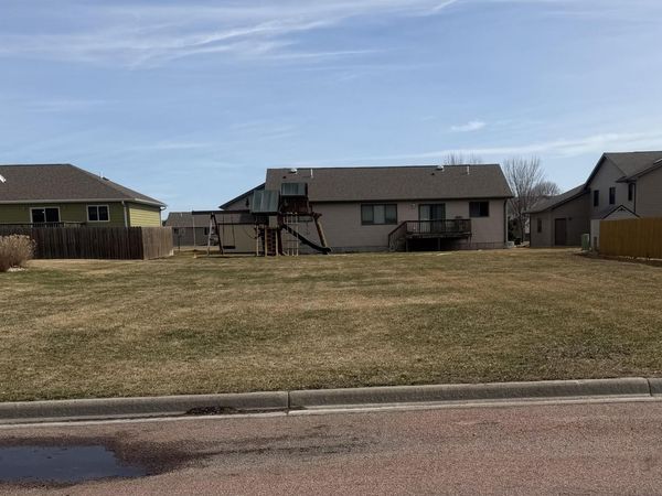 Lot 14 Charles St. St, Mitchell, SD 57301