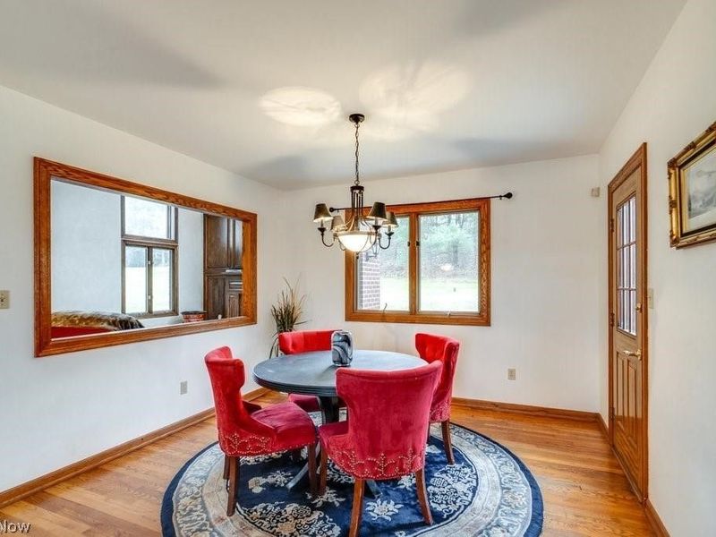 4700 Barnsleigh Drive , Bath, OH 44333 Photo 14