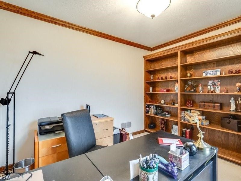 4700 Barnsleigh Drive , Bath, OH 44333 Photo 7