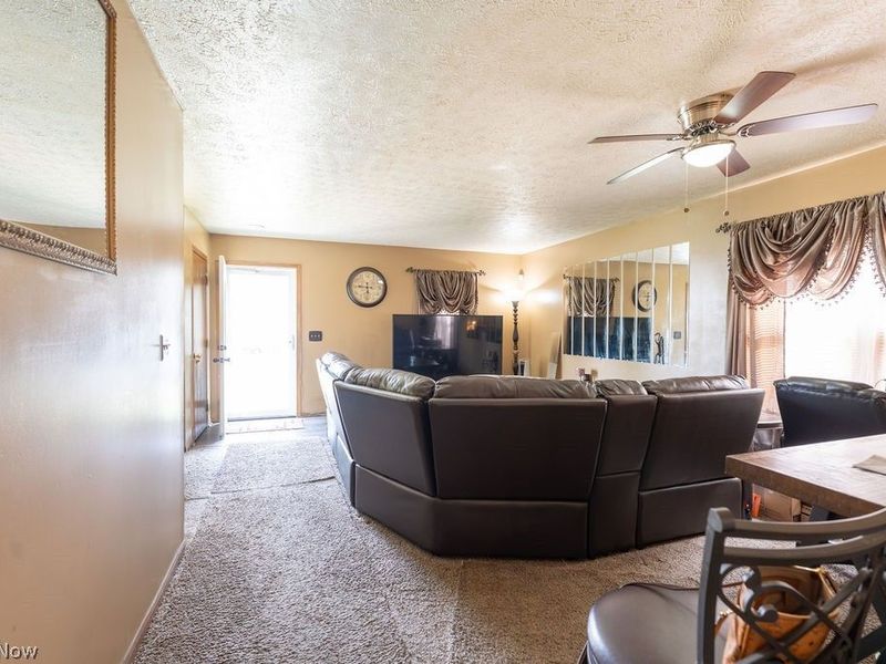 444 Sunshine Avenue, Youngstown, OH 44505 Photo 16