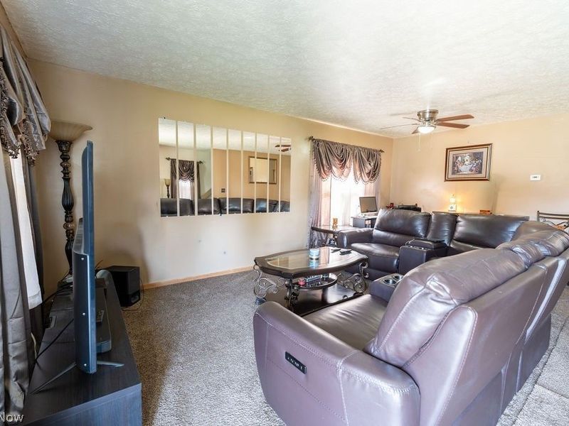 444 Sunshine Avenue, Youngstown, OH 44505 Photo 17