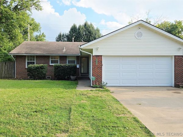 6716 E 27th Place , Tulsa, OK 74129