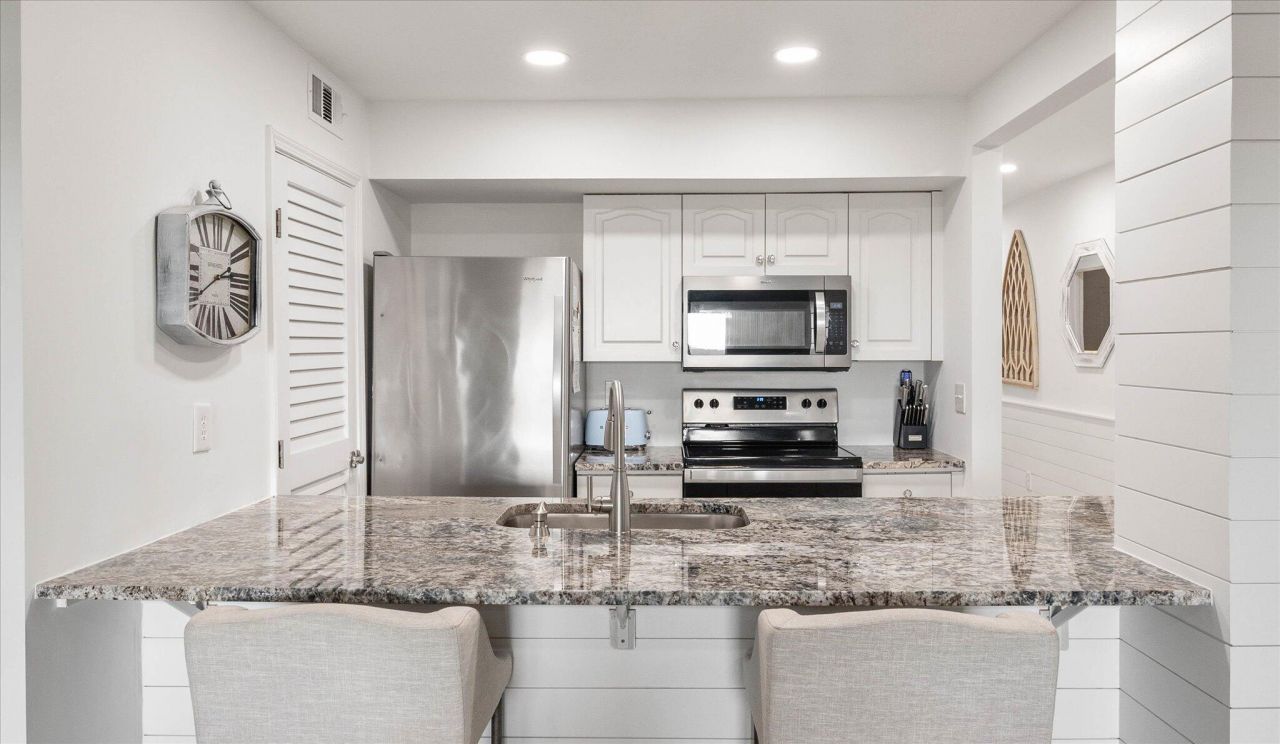 1331 Pelican Watch Villas Photo 11