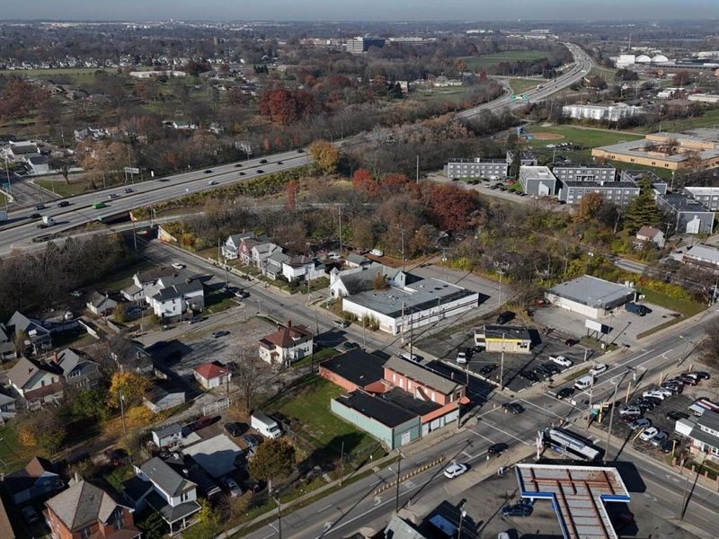 1431 Sullivant Avenue , Columbus, OH 43223 Photo 7