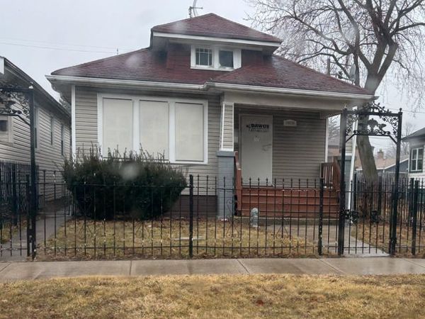 10634 S Eggleston Avenue , Chicago, IL 60628