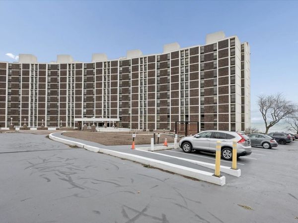 1500 Sheridan Road , Unit 6H, Wilmette, IL 60091