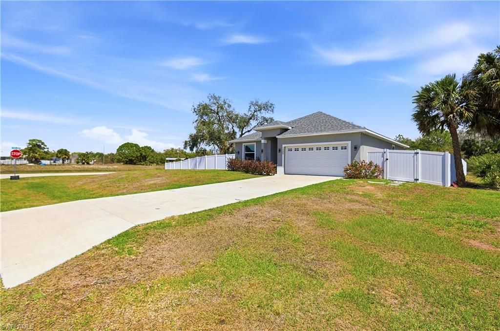 1300 E Bucknell Ln, Labelle, FL 33935 Photo