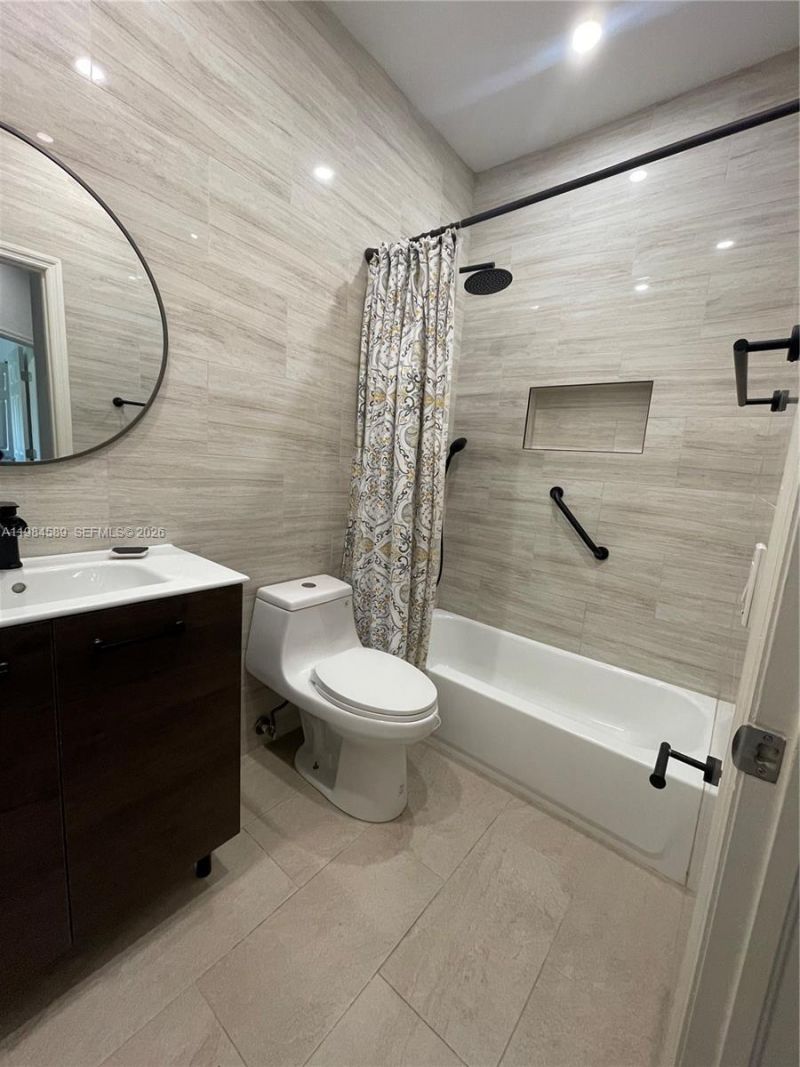 8900 SW 226th Ter, Cutler Bay, FL 33190 Photo