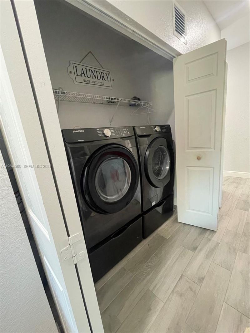 8900 SW 226th Ter, Cutler Bay, FL 33190 Photo