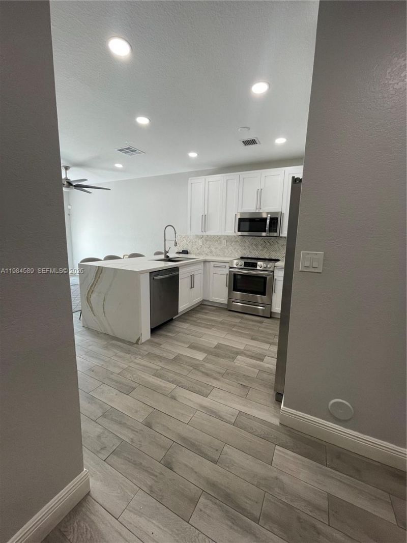 8900 SW 226th Ter, Cutler Bay, FL 33190 Photo