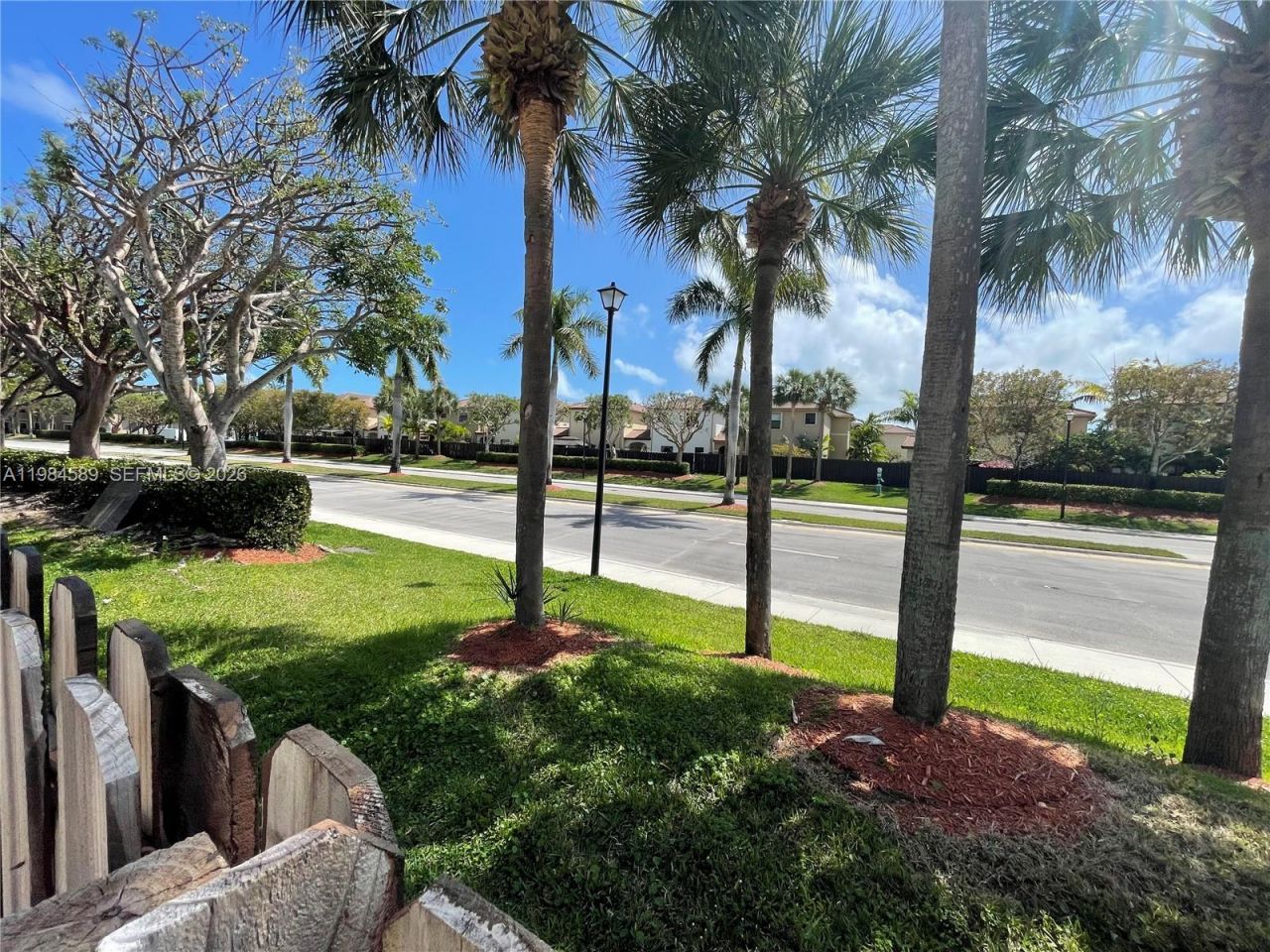 8900 SW 226th Ter, Cutler Bay, FL 33190 Photo