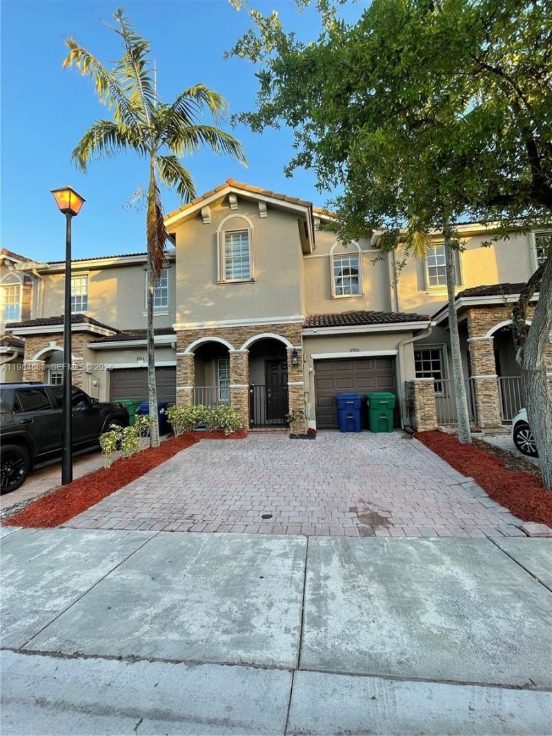 8900 SW 226th Ter, Cutler Bay, FL 33190 Photo