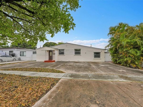 210 E 59th St , Hialeah, FL 33013