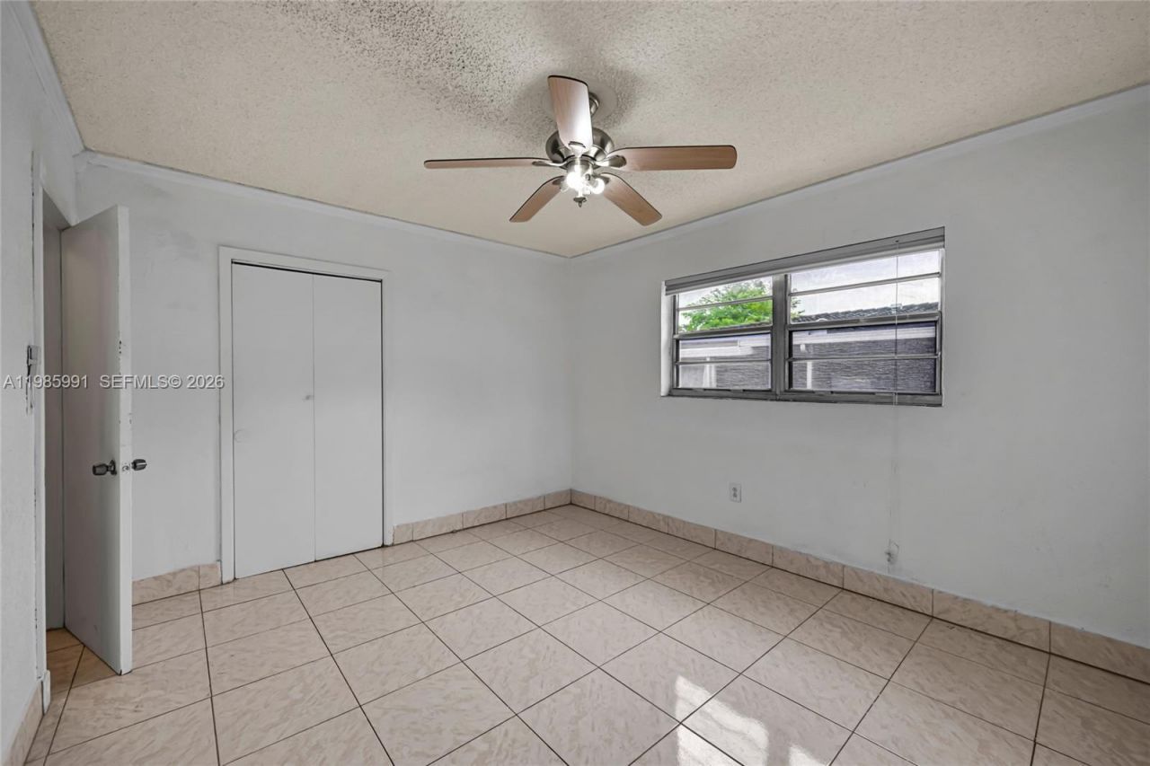 210 E 59th St , Hialeah, FL 33013 Photo