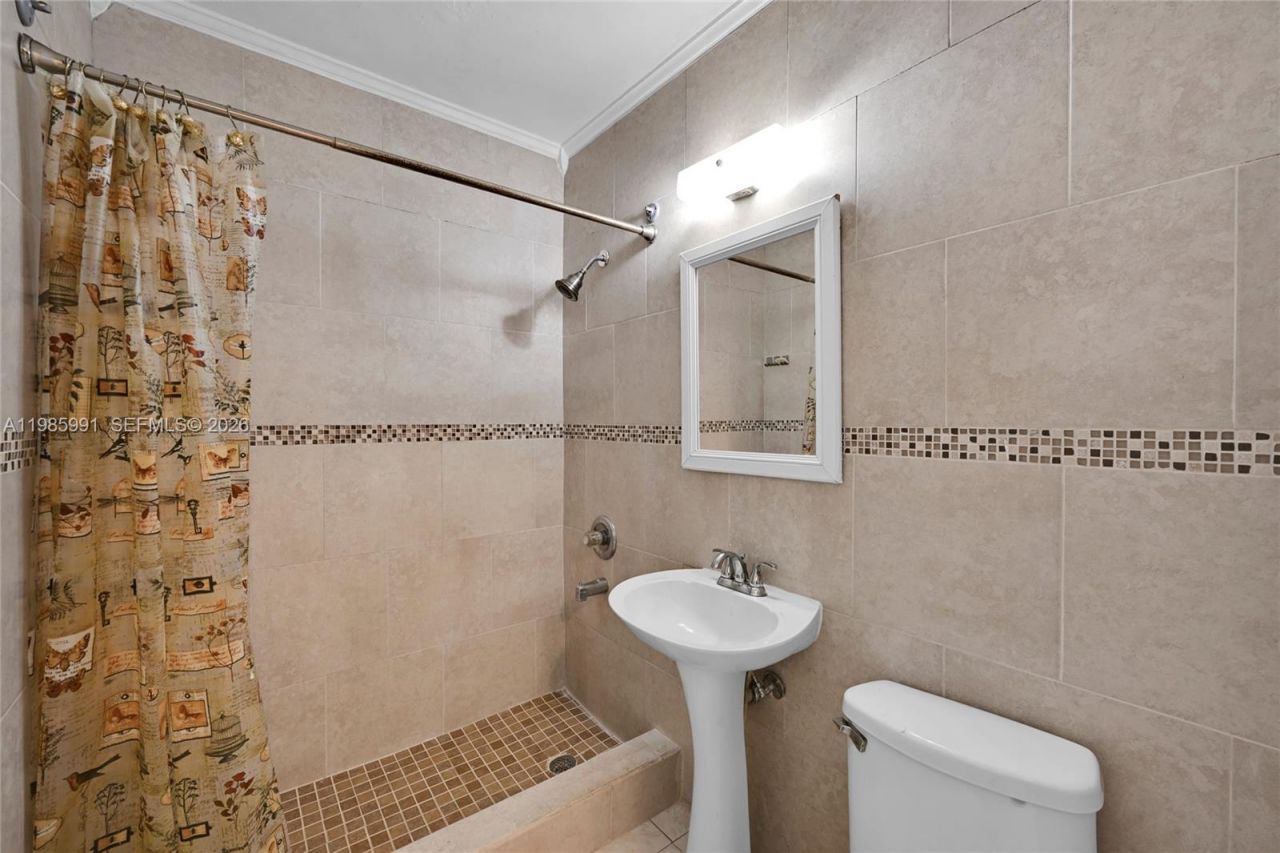 210 E 59th St , Hialeah, FL 33013 Photo