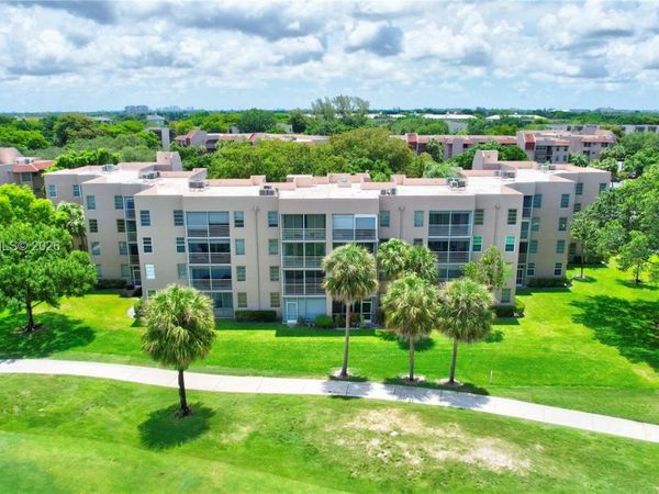 1831 Sabal Palm Dr , Unit 306, Davie, FL 33324