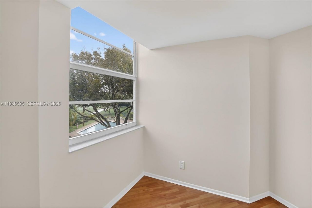 1831 Sabal Palm Dr , Unit 306, Davie, FL 33324 Photo