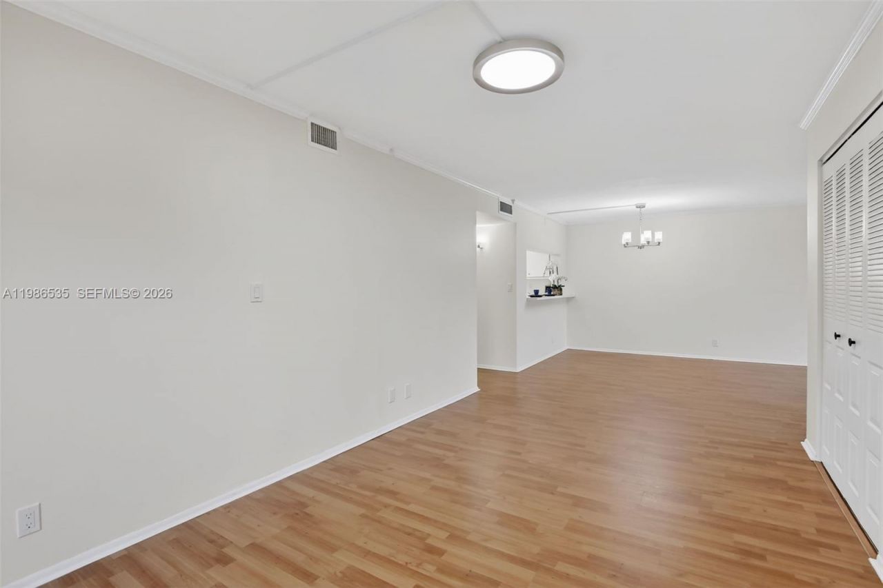 1831 Sabal Palm Dr , Unit 306, Davie, FL 33324 Photo