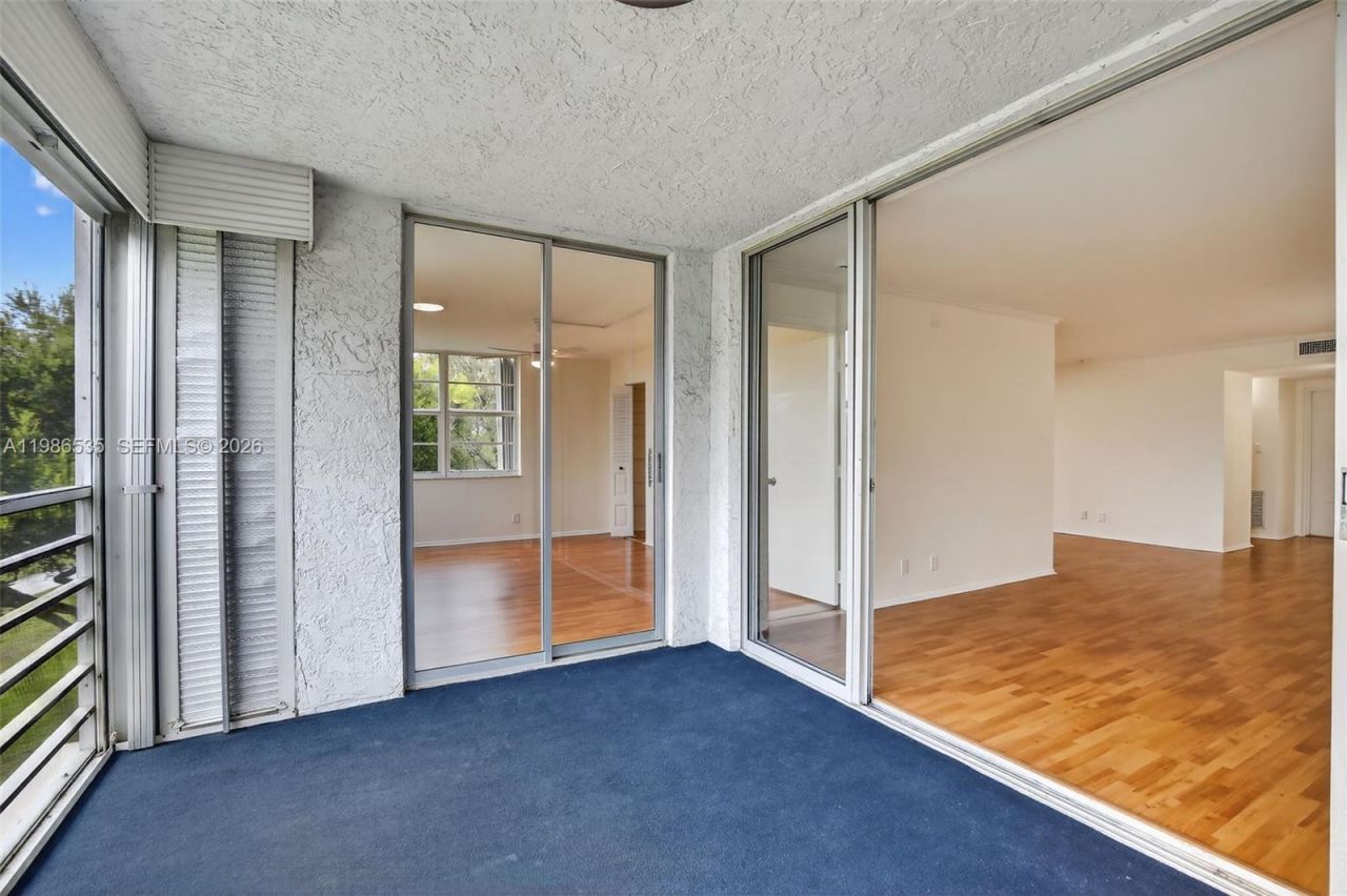 1831 Sabal Palm Dr , Unit 306, Davie, FL 33324 Photo