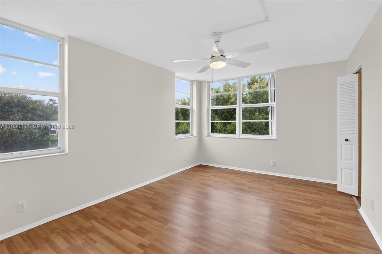 1831 Sabal Palm Dr , Unit 306, Davie, FL 33324 Photo