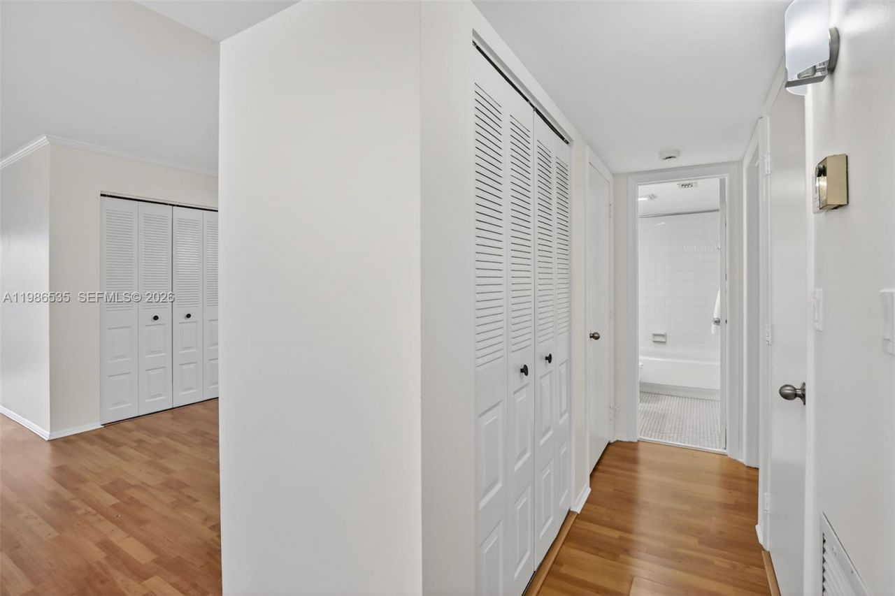 1831 Sabal Palm Dr , Unit 306, Davie, FL 33324 Photo