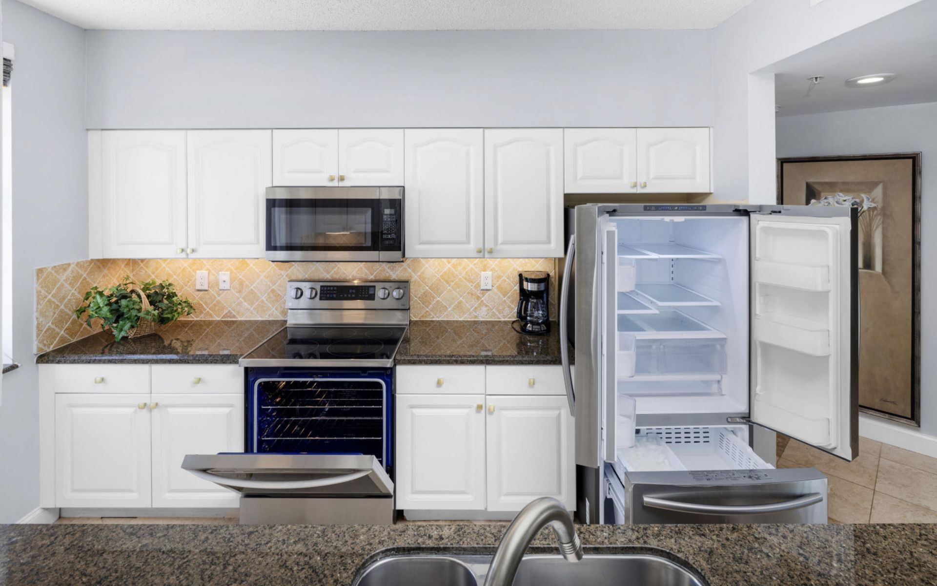 616 Clearwater Park Road, Unit 1202, West Palm Beach, FL 33401 Photo