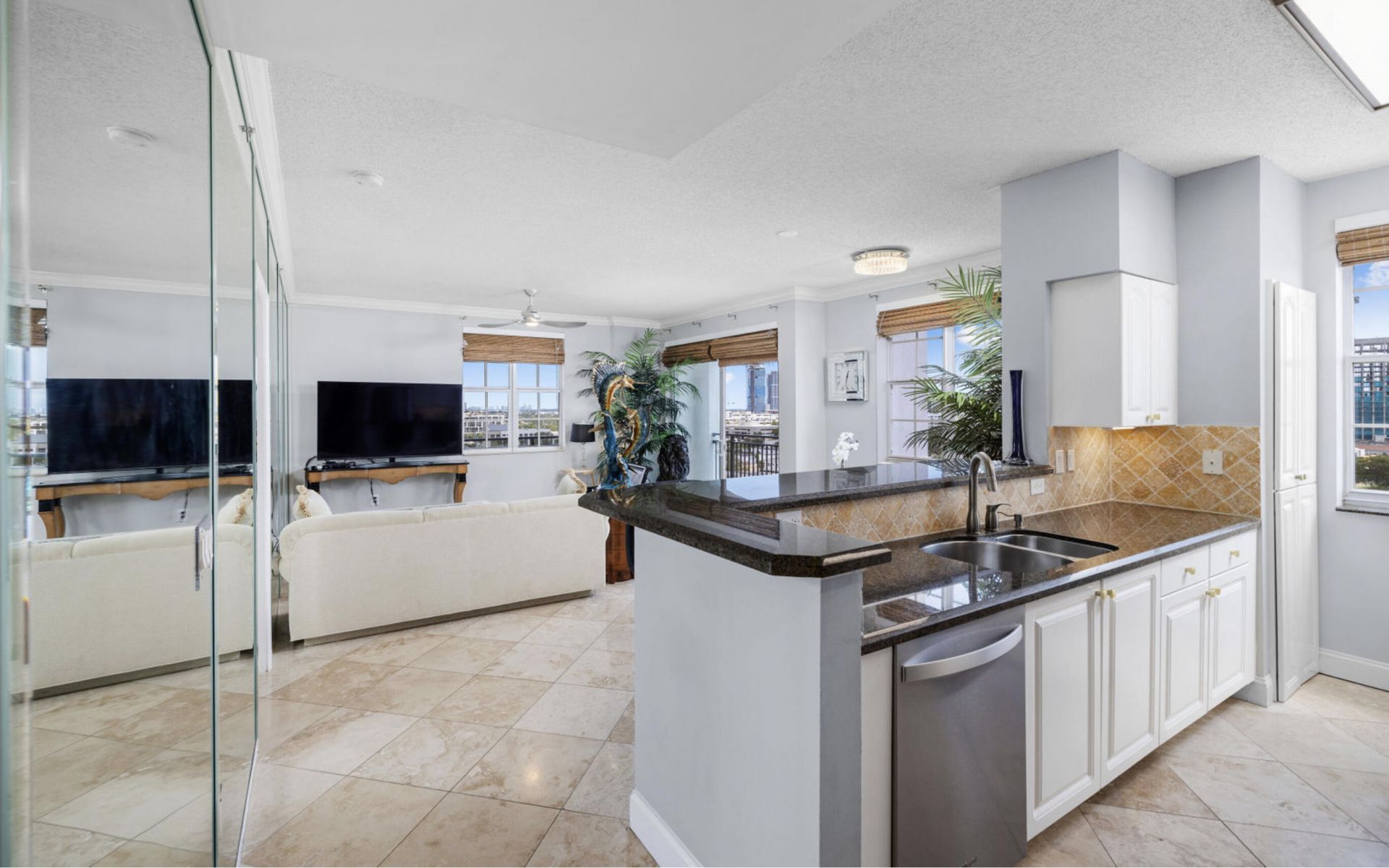 616 Clearwater Park Road, Unit 1202, West Palm Beach, FL 33401 Photo