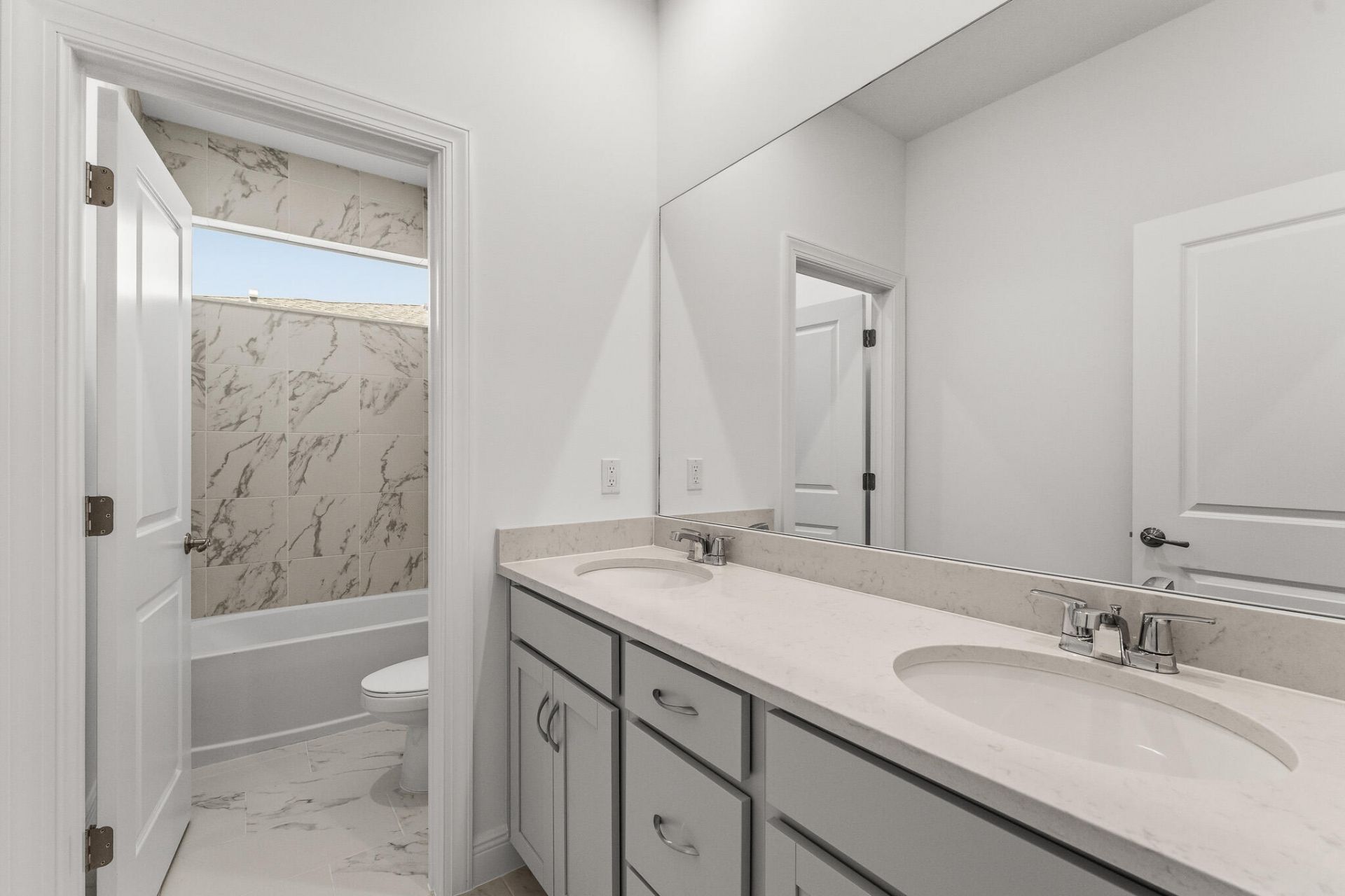 1443 NW Corteal Way, Jensen Beach, FL 34957 Photo