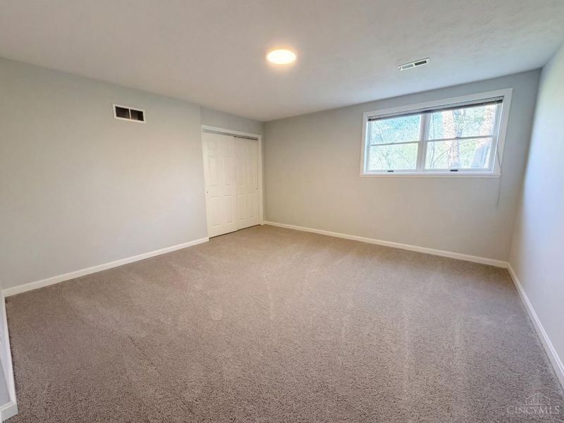 1038 8 Mile Road, Anderson Twp, OH 45255 Photo 9