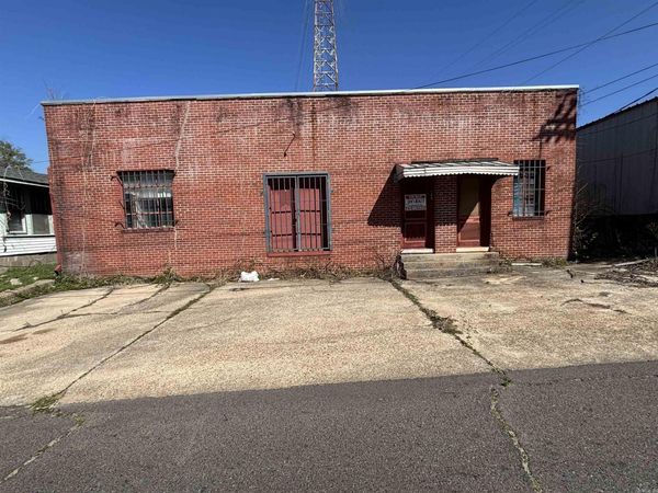 109 Berry Ave , El Dorado, AR 71730