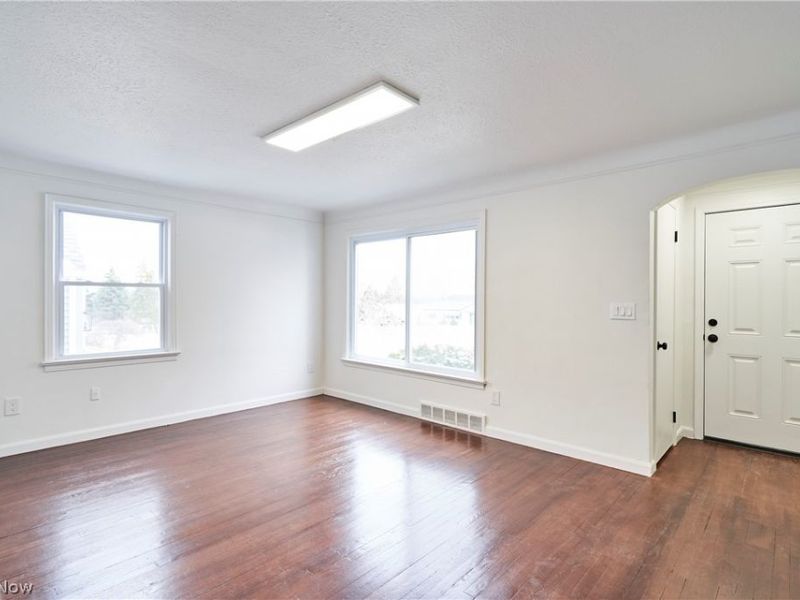 2800 Stark Drive, Willoughby Hills, OH 44094 Photo 5