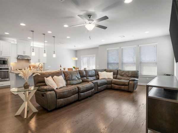 207 Bridgeford DR , Unit 16, Austin, TX 78745