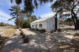 7340 Ocean Hwy. photo 4
