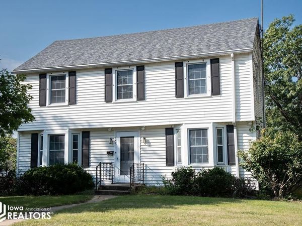169 W Alta Vista Avenue, Ottumwa, IA 52501