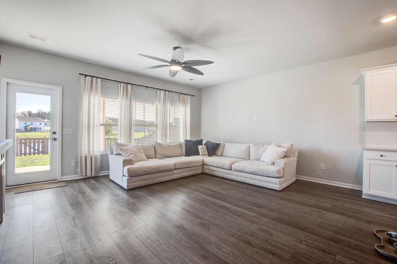 130 Camellia Bloom Drive Photo 17