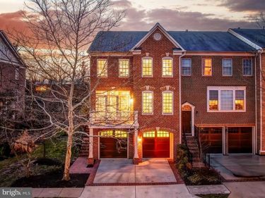 113 HERNDON MILL CIRCLE, HERNDON, VA 20170