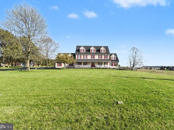 4460 SHANGRI LA ROAD, STEWARTSTOWN, PA 17363