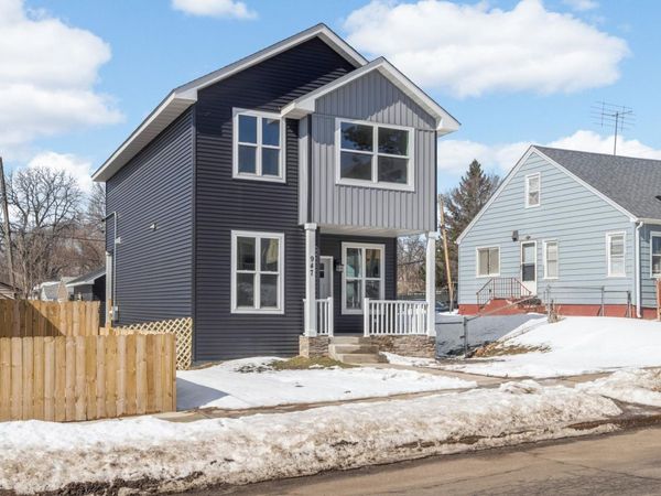 947 Earl Street, Saint Paul, MN 55106