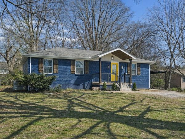 905 Bettie Dr, Old Hickory, TN 37138