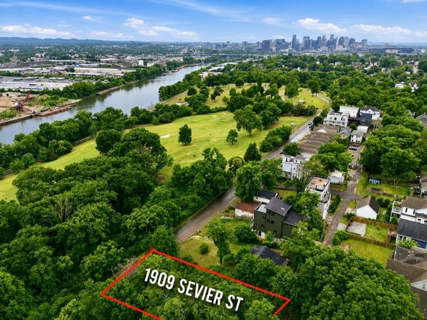 1909 Sevier St, Nashville, TN 37206