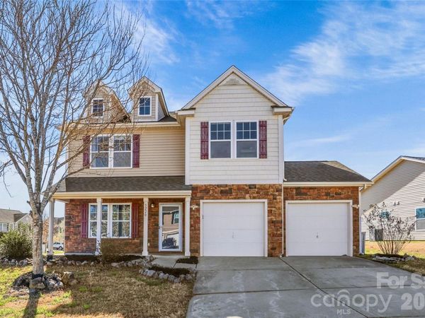 3220 Saddlebrook Drive , Midland, NC 28107