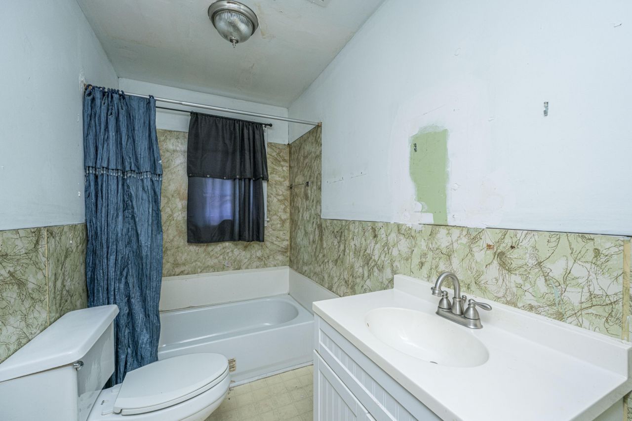 1120 Fort Johnson Road Photo 18